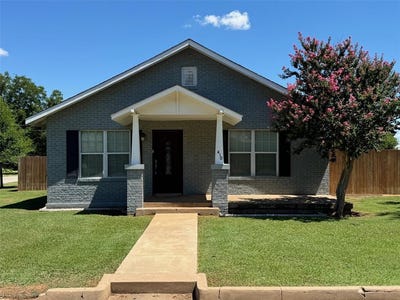 /international/us/410-w-miller-street-seymour-tx-110093077102/