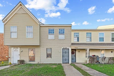 /international/us/2157-aspen-drive-dallas-tx-110108498772/