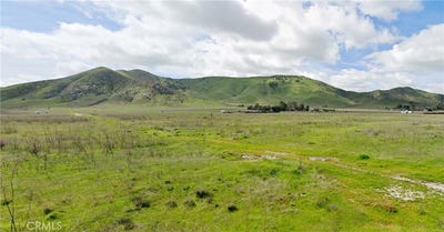 /international/us/11900-crest-park-trail-santa-margarita-ca-110107777737/