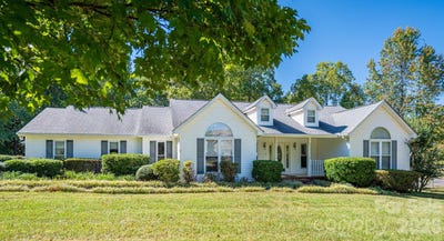/international/us/2545-les-lane-denver-nc-110120497703/