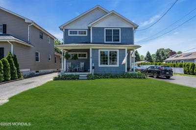 /international/us/7-thompson-street-west-long-branch-nj-110100463650/