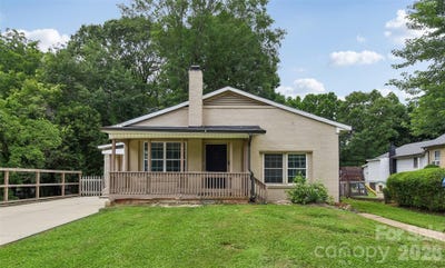 /international/us/2657-norman-street-gastonia-nc-110108588784/?lang=id