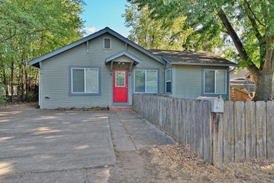 /international/us/1211-locust-street-medford-or-110101266781/