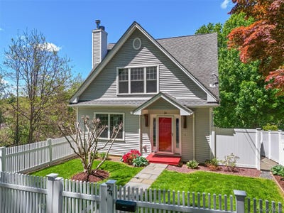 /international/us/24-bedford-avenue-bedford-hills-ny-110108012096/