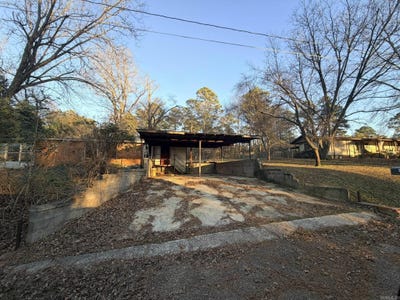 /international/us/409-ouachita-15-chidester-ar-110104536331/