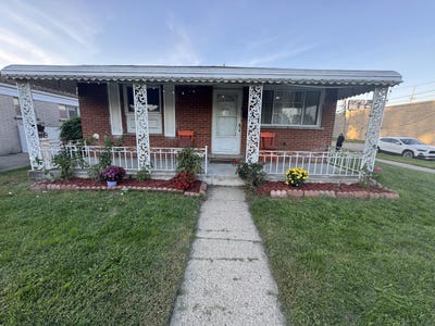 /international/us/24104-hass-street-dearborn-heights-mi-110110375618/