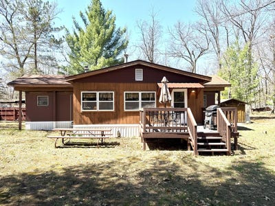 /international/us/11881-s-winesap-road-baldwin-mi-110107611544/