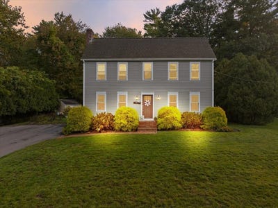 /international/us/67-briar-road-taunton-ma-110120152752/