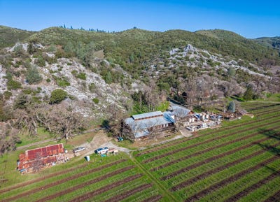 /international/us/murphys-ca-110105843306/