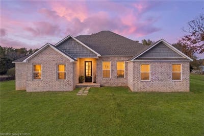 /international/us/23288-picturerock-rd-poteau-ok-110103504405/