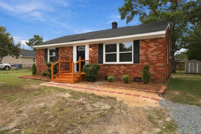 /international/us/307-elaine-street-spring-lake-nc-110119988549/