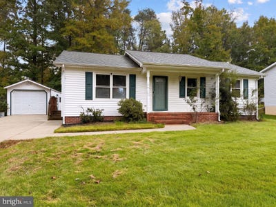 /international/us/310-durham-drive-fredericksburg-va-110120511402/