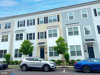 /international/us/109-king-street-bensalem-pa-110108911867/