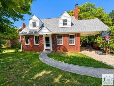 /international/us/513-forest-street-martinsville-va-110108640167/