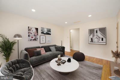 /international/us/13-s-black-horse-pike-haddon-heights-nj-110107005013/