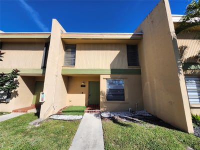 /international/us/9421-nw-15th-street-pembroke-pines-fl-110106444579/