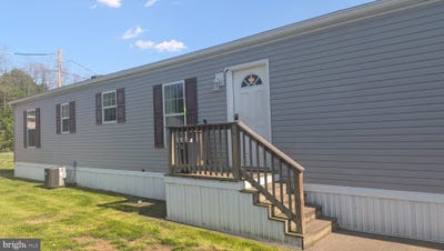 /international/us/870-pintail-drive-newport-pa-110107805591/