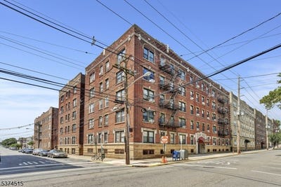/international/us/301-79th-st-north-bergen-twp-nj-110101318573/