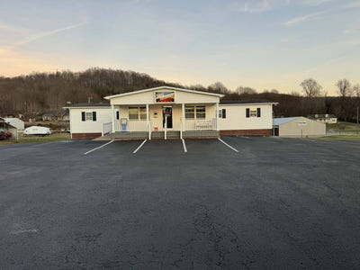 /international/us/2366-business-127-n-albany-ky-110104873330/