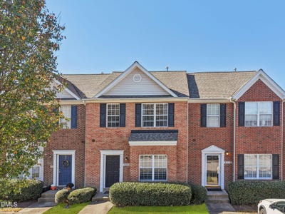 /international/us/8334-bratt-avenue-wake-forest-nc-110107661691/