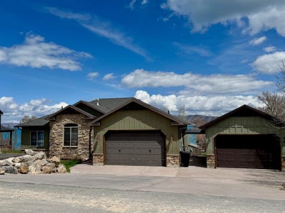 /international/us/29-w-tamarind-way-lot-54-garden-city-ut-110107752130/
