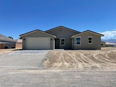 /international/us/220-happy-canyon-road-pahrump-nv-110106341803/