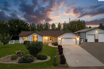 /international/us/4502-canter-st-west-richland-wa-110109168367/
