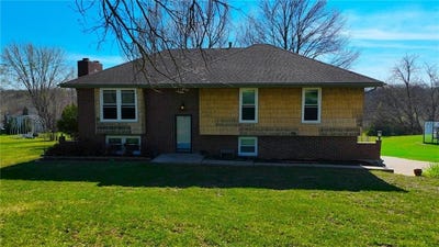 /international/us/6470-se-horseshoe-drive-holt-mo-110107156735/