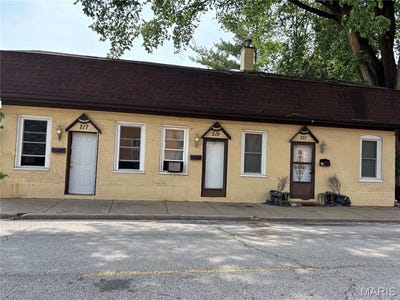 /international/us/219-n-high-street-belleville-al-110100068512/