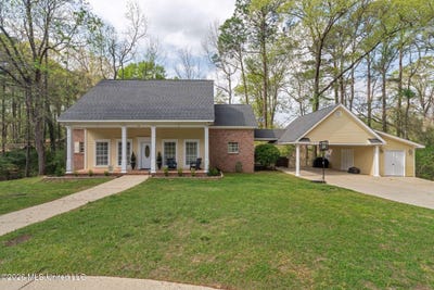 /international/us/22-dunleith-court-hattiesburg-ms-110106701680/