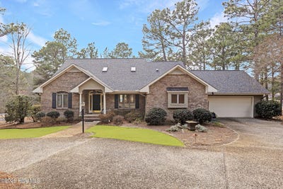 /international/us/253-devonshire-avenue-w-west-end-nc-110120454025/