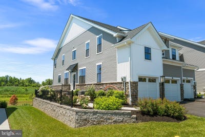 /international/us/65-tamarack-circle-eagleville-pa-110100048888/