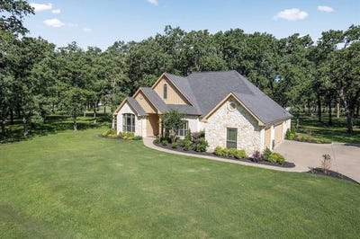/international/us/181-saint-andrews-drive-mabank-tx-110100674983/