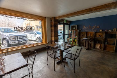 /international/us/46-n-4th-street-street-carbondale-co-110099134940/