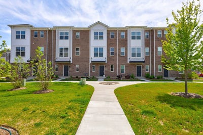 /international/us/1078-bogart-street-des-plaines-il-110108202654/