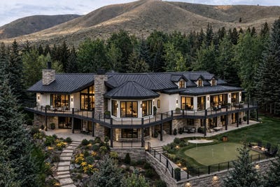 /international/us/100-wedeln-lane-sun-valley-id-110108238294/