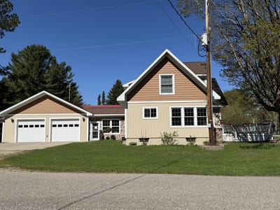/international/us/21625-e-brazel-st-grand-marais-mi-110100561946/