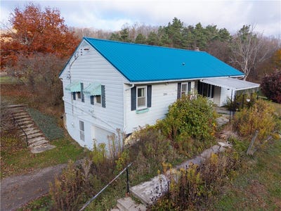 /international/us/7165-county-route-69-bath-ny-110103207996/
