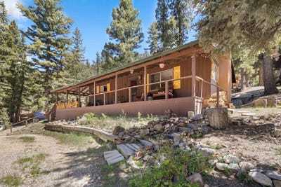/international/us/1011-tenderfoot-trail-red-river-nm-110108439420/