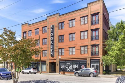 /international/us/709-n-4th-street-wilmington-nc-110108234148/