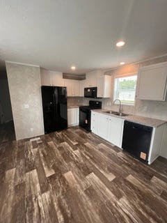 /international/us/123-e-25th-ave-sault-ste-marie-mi-110100969818/