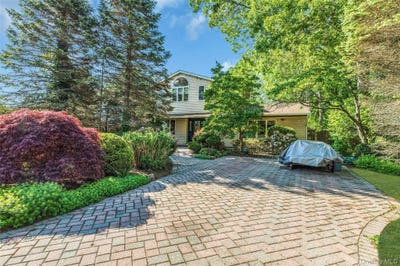 /international/us/306-versa-place-sayville-ny-110108494120/