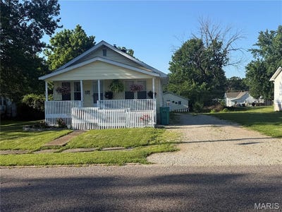 /international/us/320-pine-street-sullivan-mo-110108962550/
