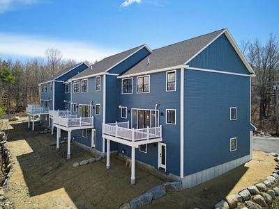 /international/us/21-upper-ladd-hill-road-meredith-nh-110107464136/