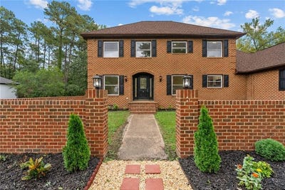 /international/us/9-rhodelia-lane-poquoson-va-110120018224/