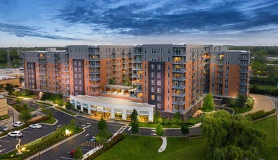 /international/us/northbrook-il-110108663475/