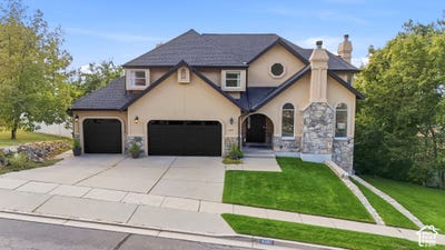 /international/us/8450-s-dynasty-way-cottonwood-heights-ut-110120561141/