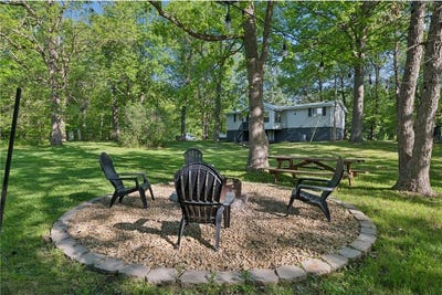 /international/us/11501-lundquist-road-grantsburg-wi-110108387329/
