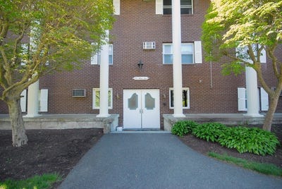 /international/us/773-massachusetts-ave-boxborough-ma-110108140237/