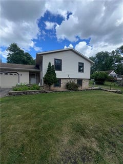 /international/us/1012-8th-avenue-howard-lake-mn-110108906517/